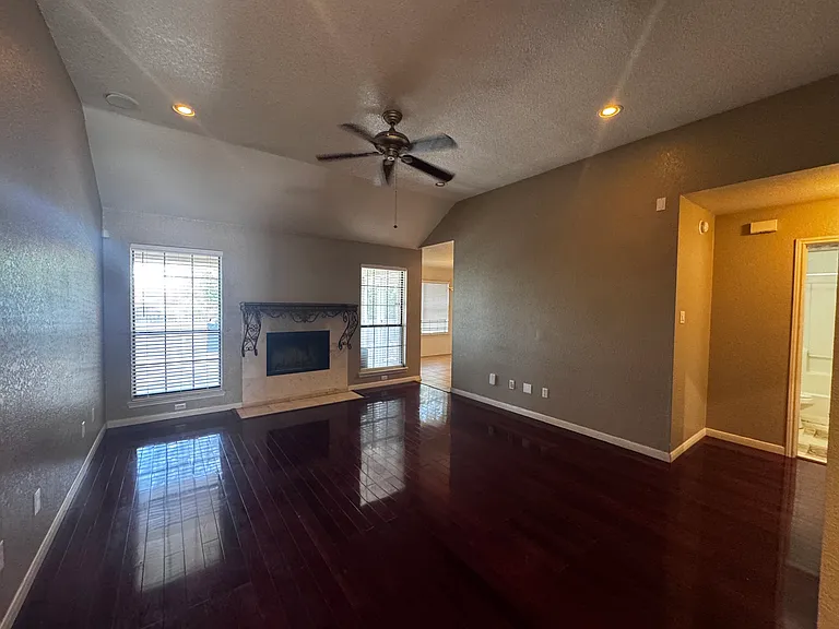 1518 Chardonnay Dr — Photo 10