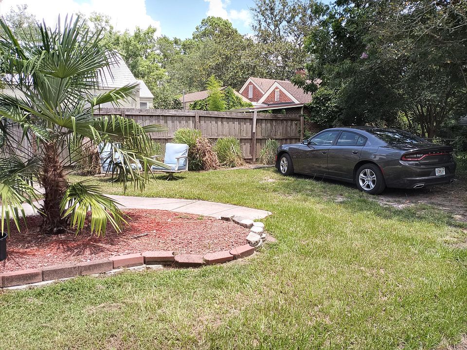 Off Street parking, Enjoy this green space right outside your door!