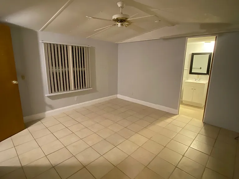 10457 S 228th Ln #A — Photo 21