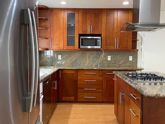 4th image of 3459 Saint Marys Pl