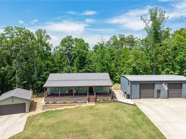 1 Colonial Club Dr SE, Acworth, GA 30102