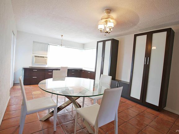 5th image of 65 Calle Santiago Iglesias APT 1103