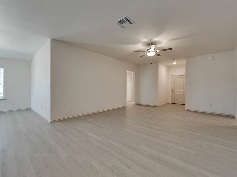 8206 E County Road 111 — Photo 5