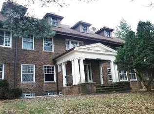 15850 Terrace Rd, East Cleveland, OH 44112