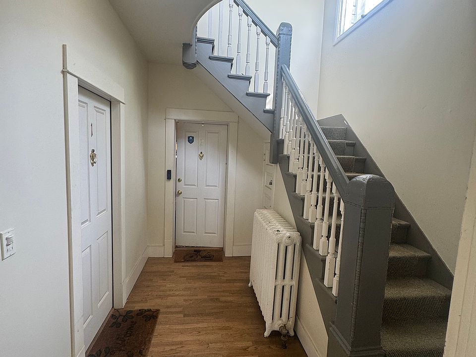 1st image of 610 N Pine St #3