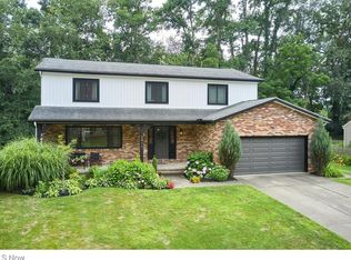 2411 Laurel Valley Dr, Akron, OH 44313