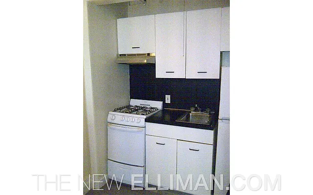 Rented by Douglas Elliman | media 30