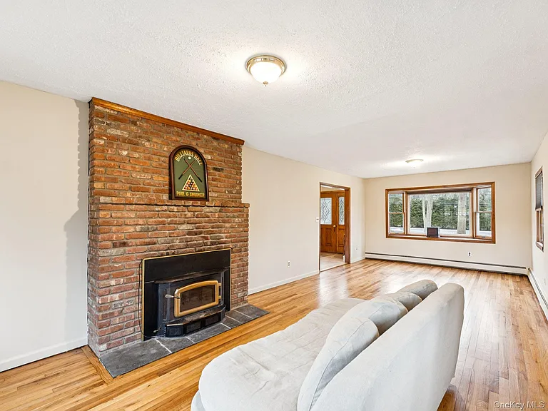 5 Linda Ct — Photo 11