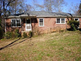 2nd image of 209 Elder Rd
