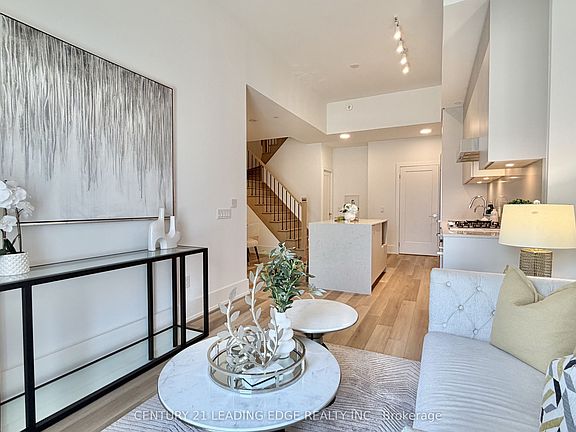 4th image of 8 Cedarland Dr #133