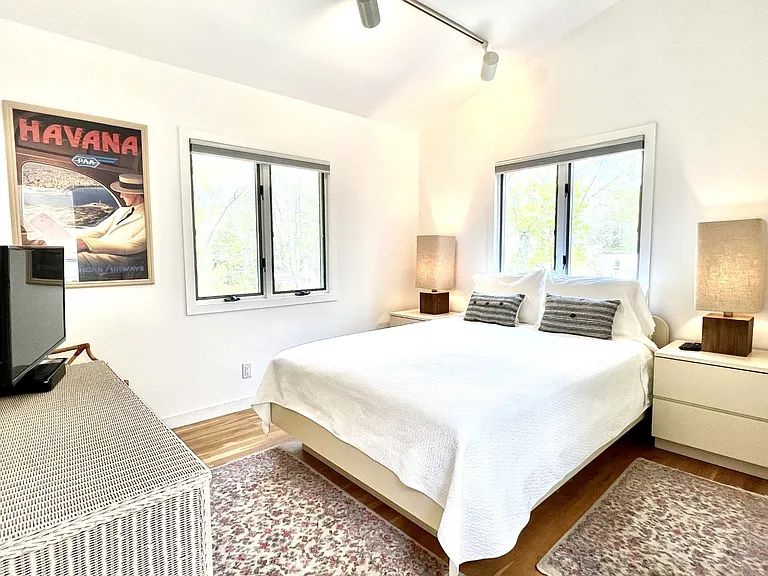 6 Wildflower Ln — Photo 14