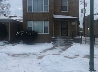 9514 S Paxton Ave, Chicago, IL