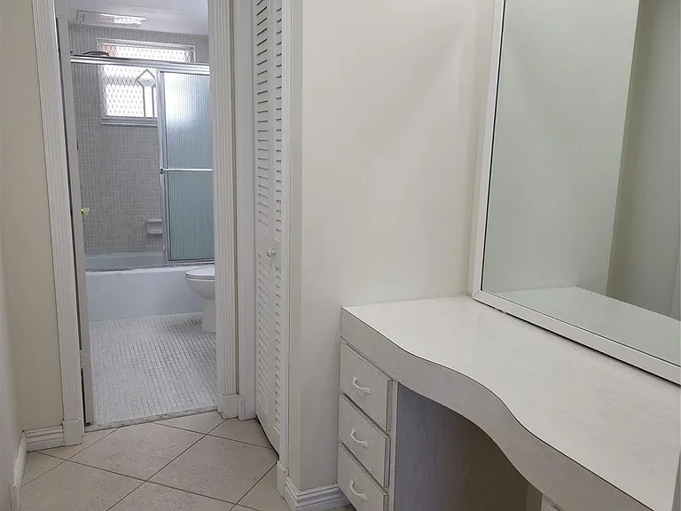 4700 Washington St #308 — Photo 15