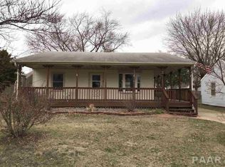 2145 W Harper Ter, Peoria, IL 61604