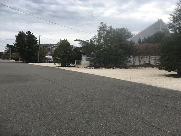 4th image of 41 Harbor Ln