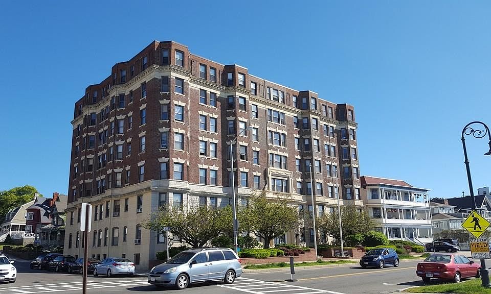 1st image of 285 Lynn Shore Dr APT 201