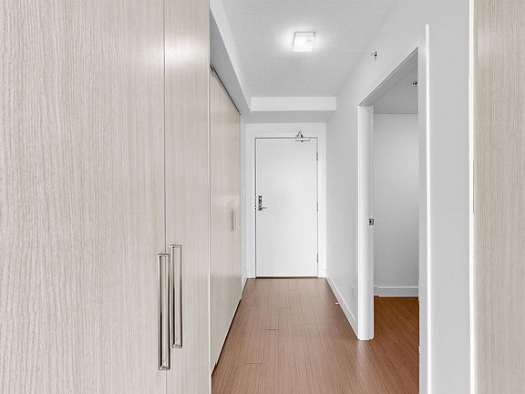 5th image of 1325 Rolston St #1705