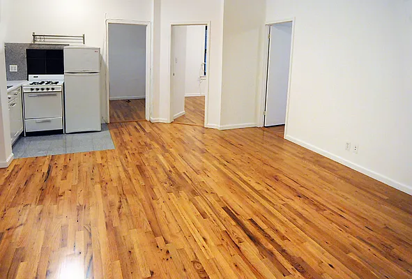 Rented by Aryeh Realty | media 16