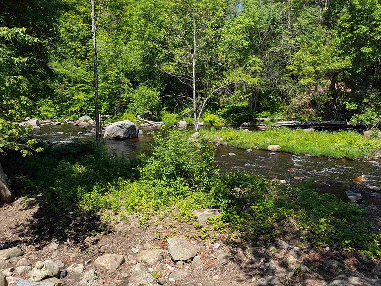 61 Island St #1 — Photo 21