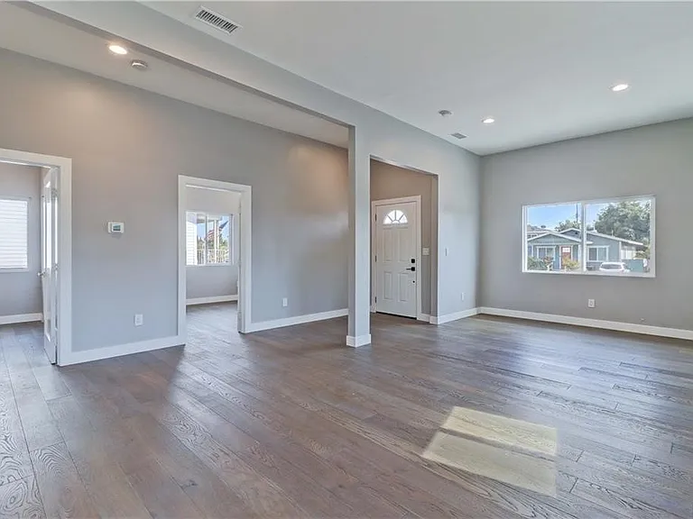 409 Olive St #A — Photo 4