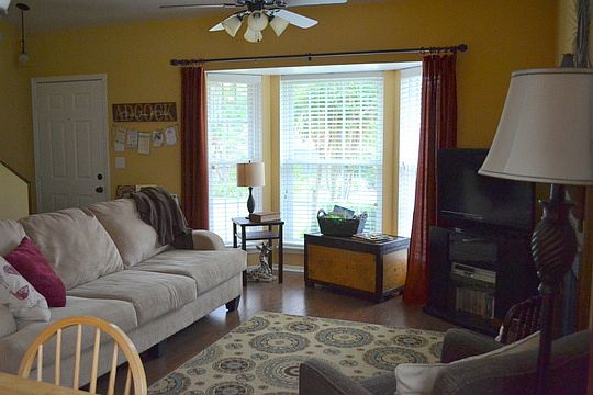 5th image of 3634 Greenacres Dr #245