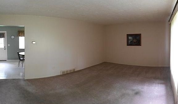 3rd image of 1285 Woodlow St