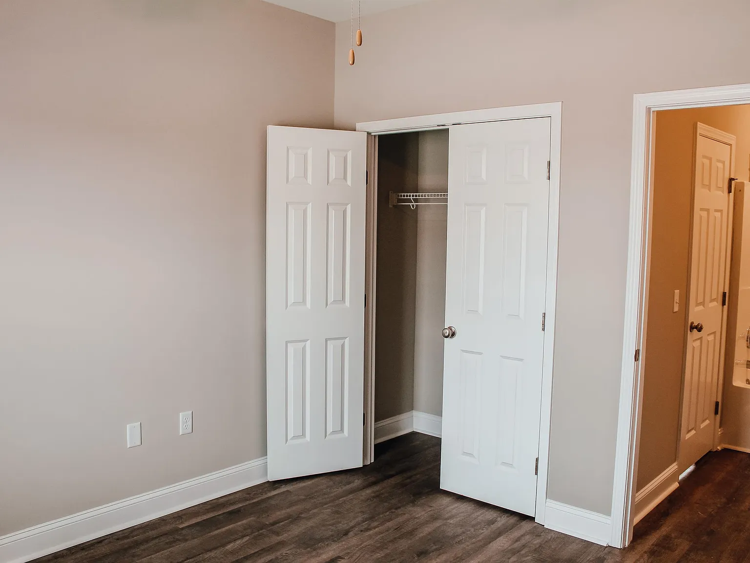 218 Waybill Circle - 1 — Photo 2