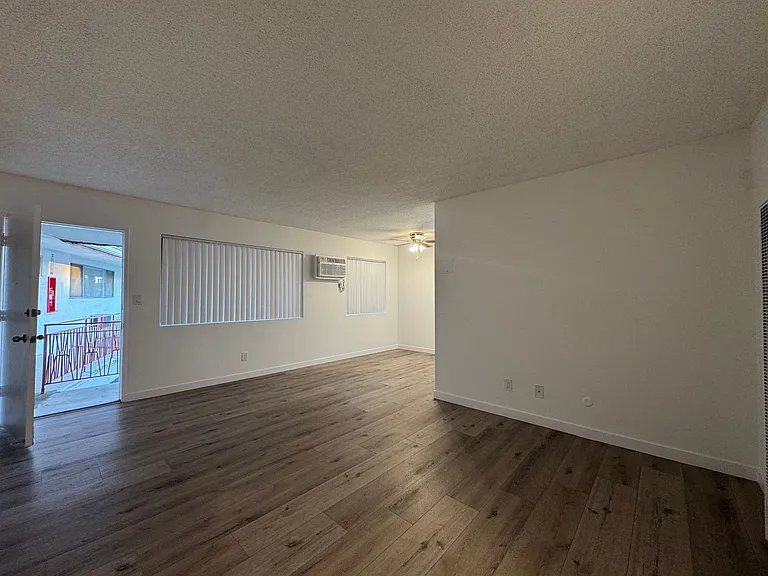 6415 Rosemead Blvd — Photo 27
