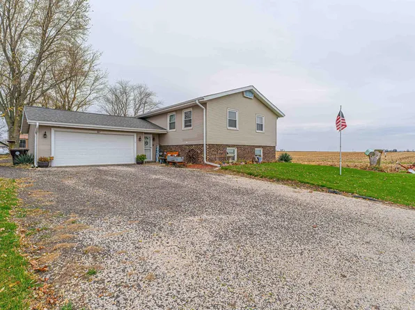 607 County Rd, Mc Lean, IL 61754