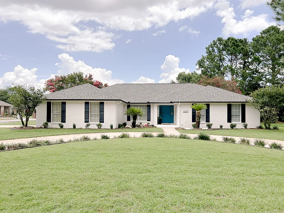 4031 Tiger Point Blvd