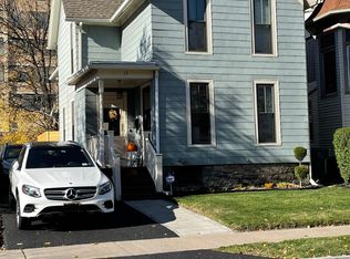 33 Upton Park, Rochester, NY 14607