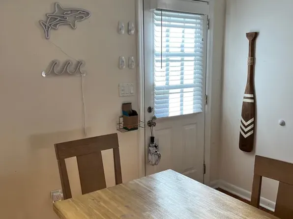 271 New York Ave, Long Beach, NY 11561