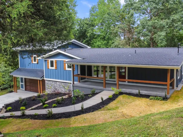 285 Perry Smith Ln, Caryville, TN 37714