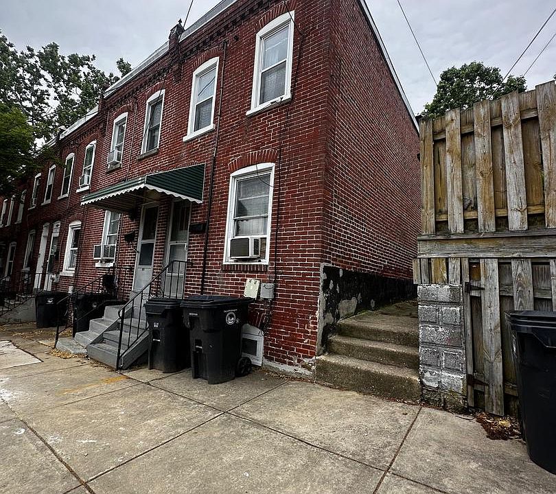 1st image of 200 Cedar St