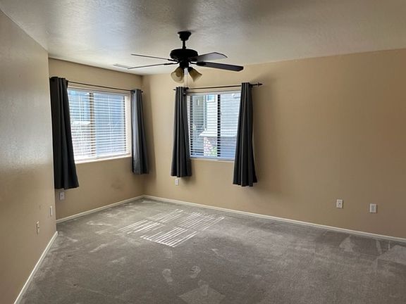 3rd image of 1120 Leaf Ln