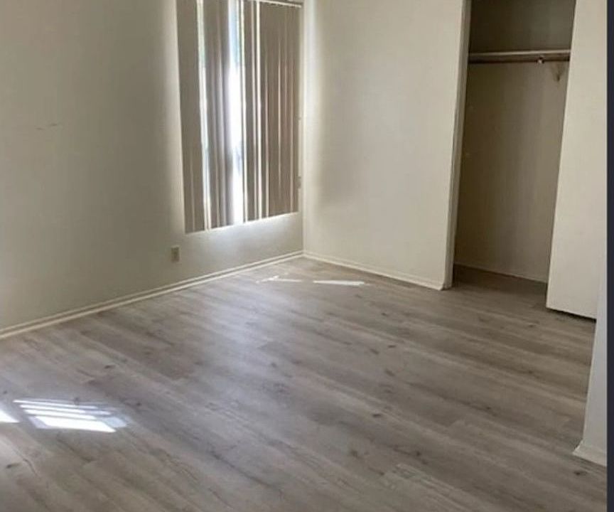 1st image of 1206 Galleon Way #A
