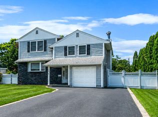 108 Keswick Drive, East Islip, NY 11730