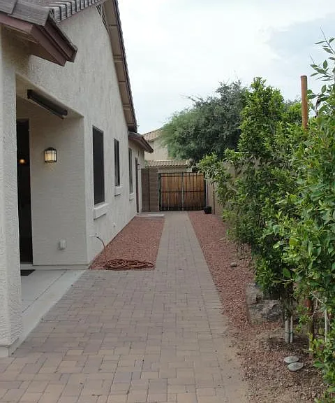 3315 E Merlot St — Photo 21