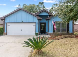 58 Dickens Dr, Freeport, FL 32439