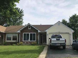 1388 Maroon Dr, Elgin, IL 60120