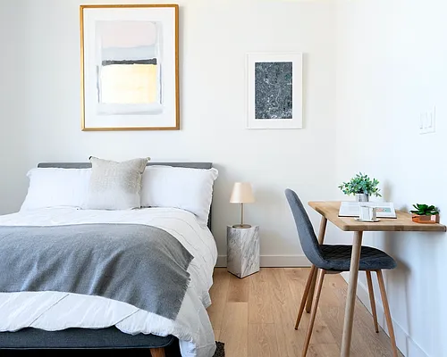 Rented by Greystar | media 9