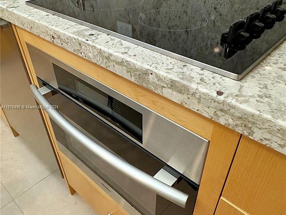 4th image of 20225 NE 34th Ct APT 1716