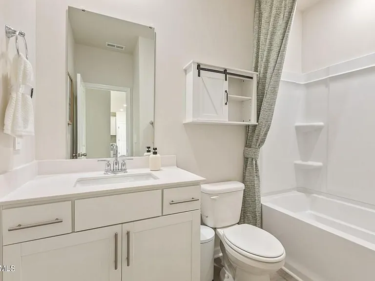 2118 Cherry Creek Rd — Photo 10