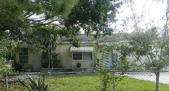 1st image of 4644 Eugene St