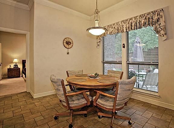 5th image of 7905 Chaddington Dr