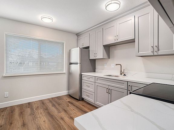 4th image of 1308 Union St #C