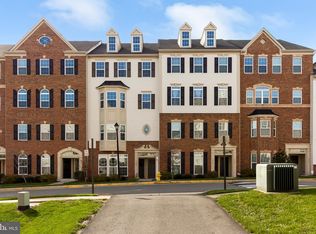 7466 Brunson Cir, Gainesville, VA 20155
