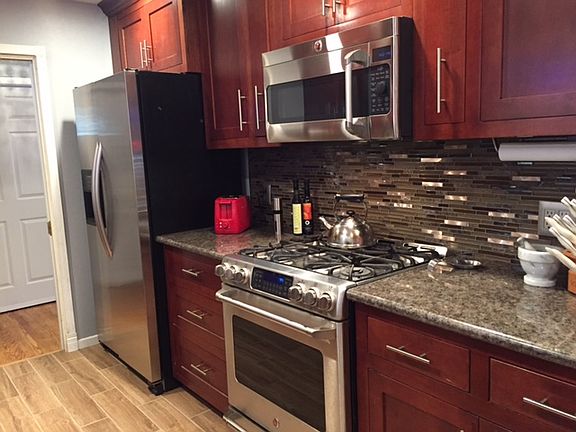 5th image of 3144 W Sheridan Way