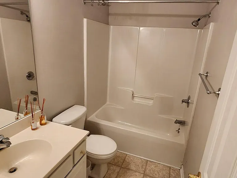 101 Wood Lake Dr #203 — Photo 7