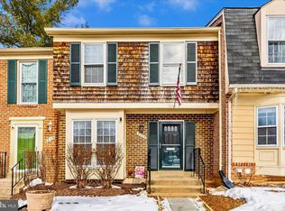 9923 Maple Leaf Dr, Gaithersburg, MD 20886